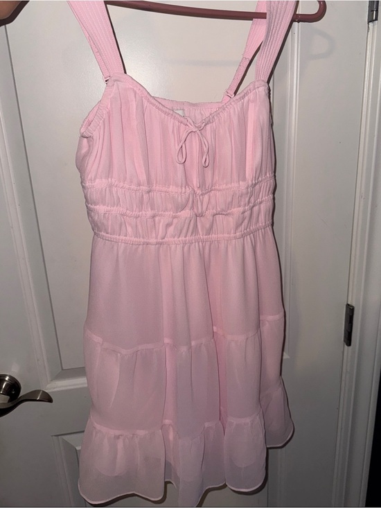 Aritzia Dresses & Skirts - Aritzia Soft Pink Tiered Mini Dress